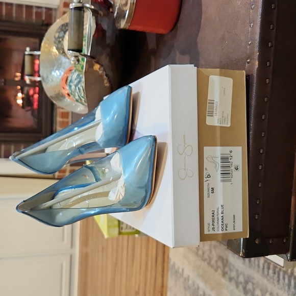 Jessica Simpson JS- Pixera2 - Picture 1 of 3